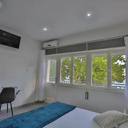 On The Casa de hóspedes Baška Voda