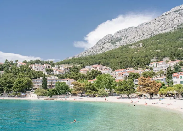 Pensionat On The Baška Voda